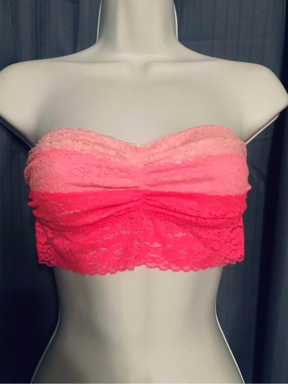 Vintage 2013 VS PINK strapless Lace Bandeau Top